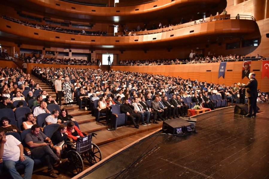 Bursa Sınav Koleji Öğrencilerinden Unutulmaz Sanat Gecesi